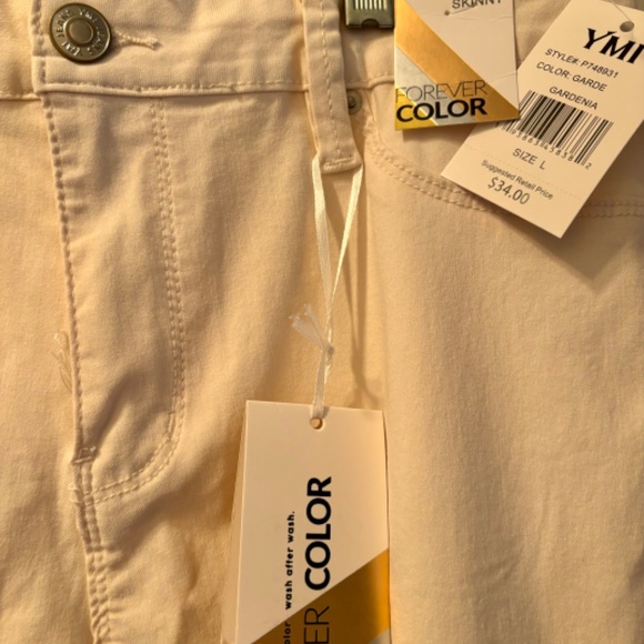 YMI Mid Rise White Skinny Jeans BNWT - Picture 2 of 4